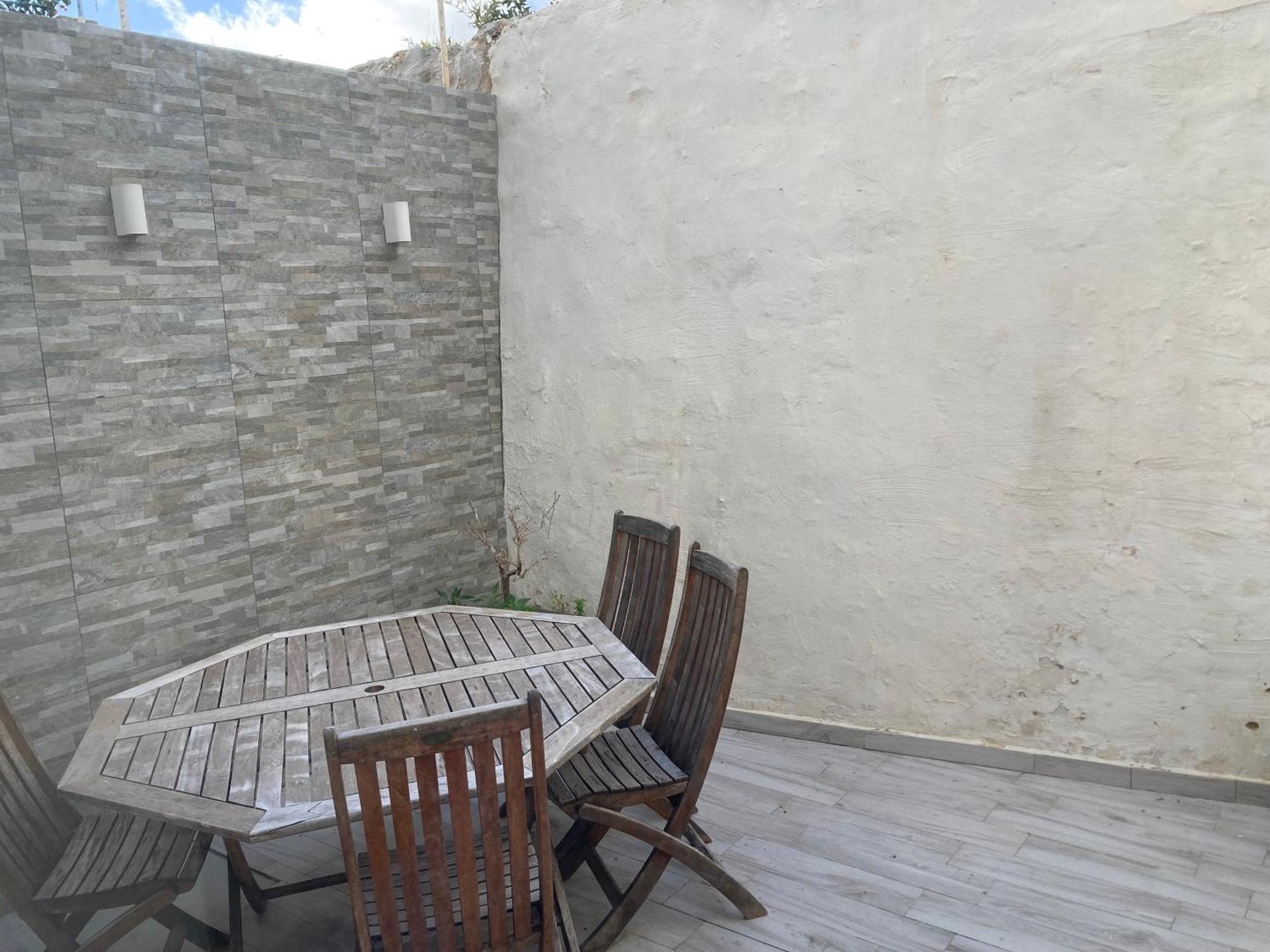Charming Central Townhouse In Sliema By Assetflow Pro Διαμέρισμα Εξωτερικό φωτογραφία